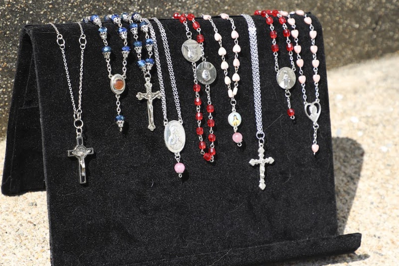 ayanah proulx jewelry display